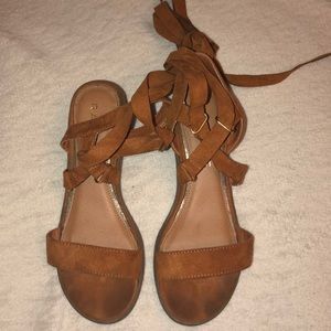 Tan heeled Sandals